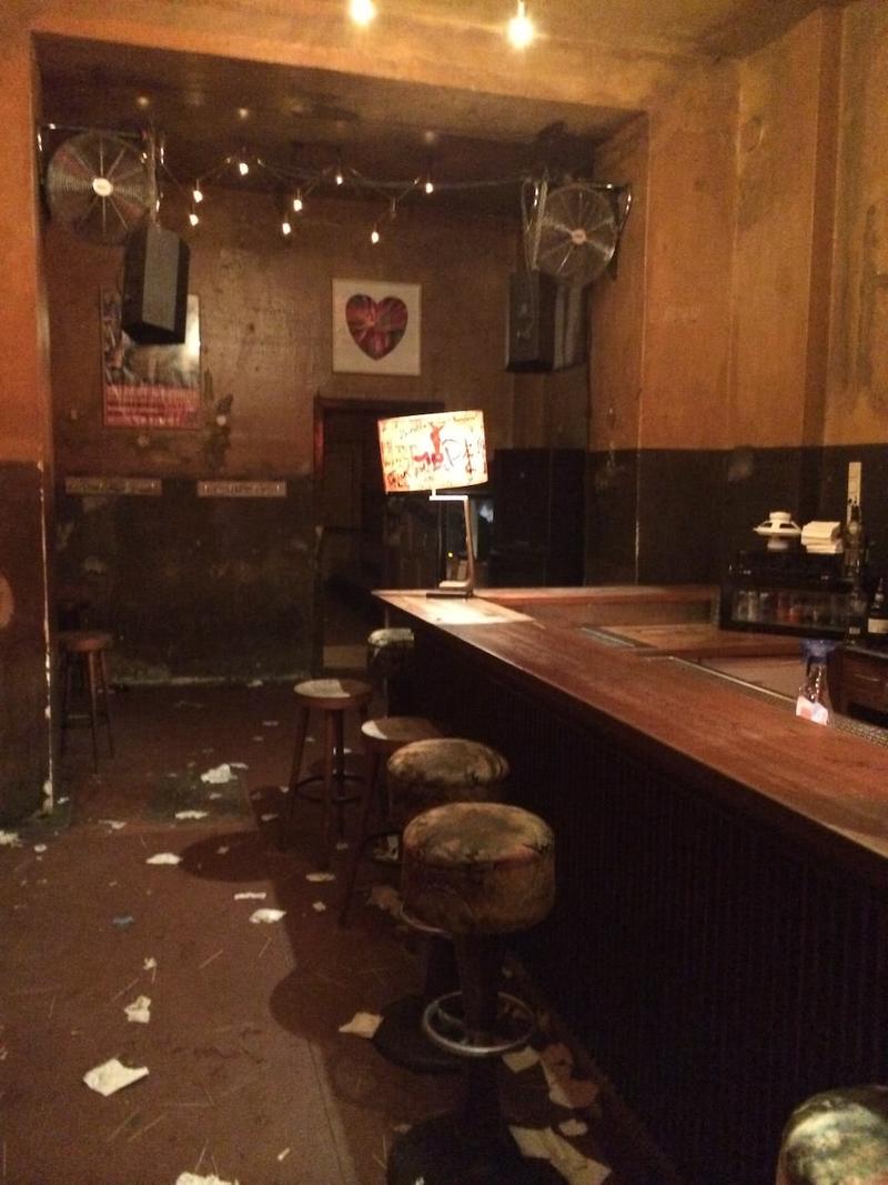 Photo taken at King Size Bar Berlin at 2013-11-07 04꞉09꞉35