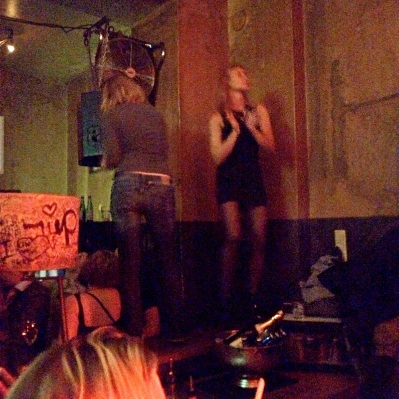 Photo taken at King Size Bar Berlin at 2013-11-08 02꞉22꞉38