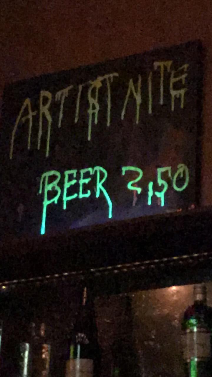 Photo taken at King Size Bar Berlin at 2017-03-15 02꞉46꞉42