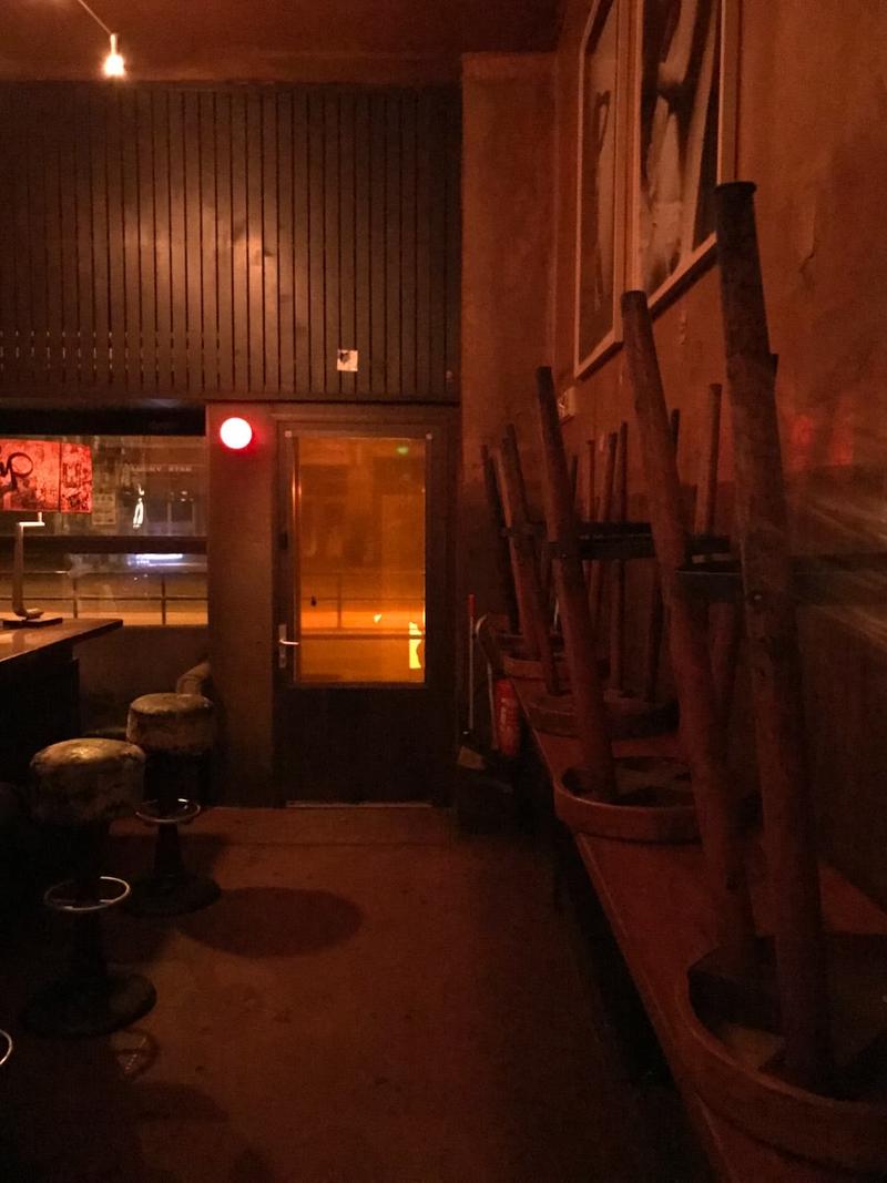 Photo taken at King Size Bar Berlin at 2017-03-15 03꞉04꞉12