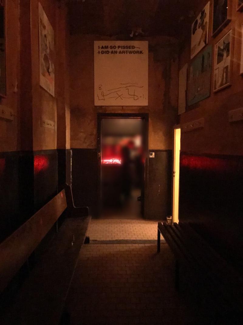 Photo taken at King Size Bar Berlin at 2017-03-15 03꞉08꞉26
